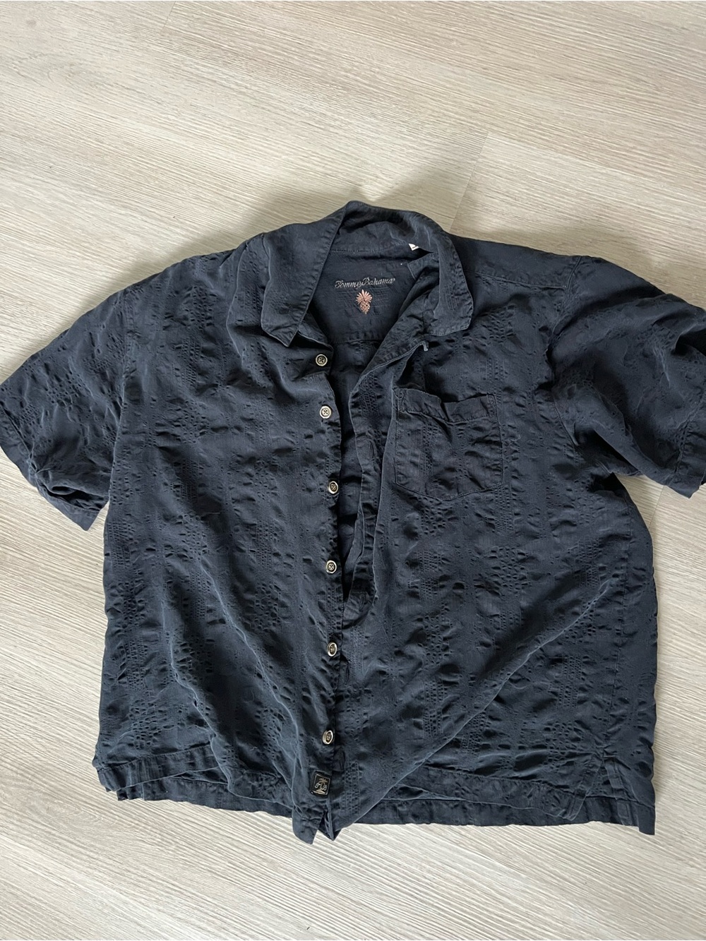 Men’s Vintage Tommy Bahama button up